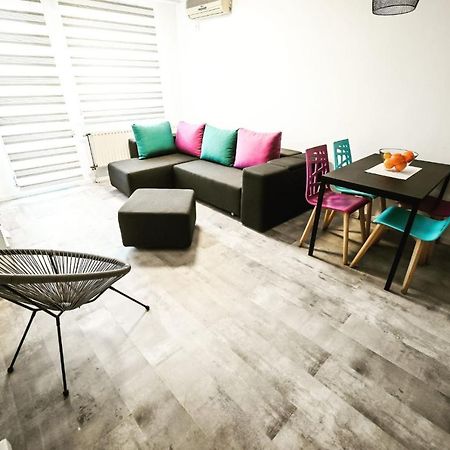 Chill Out Apartment Нови-Сад Экстерьер фото