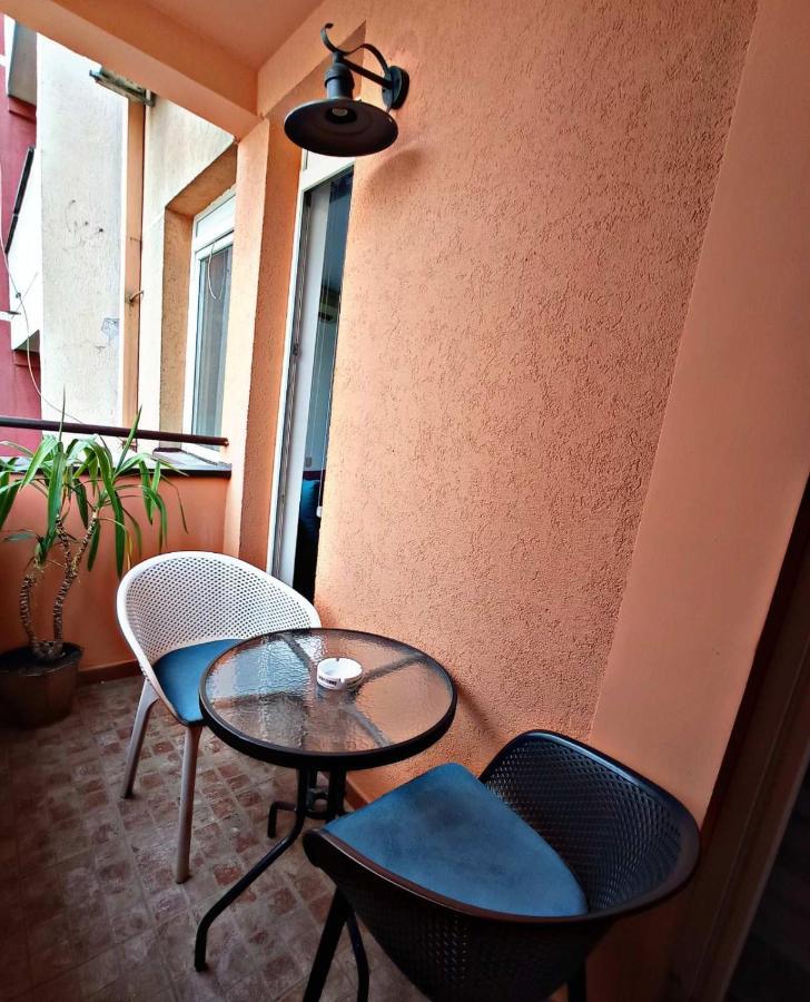 Chill Out Apartment Нови-Сад Экстерьер фото