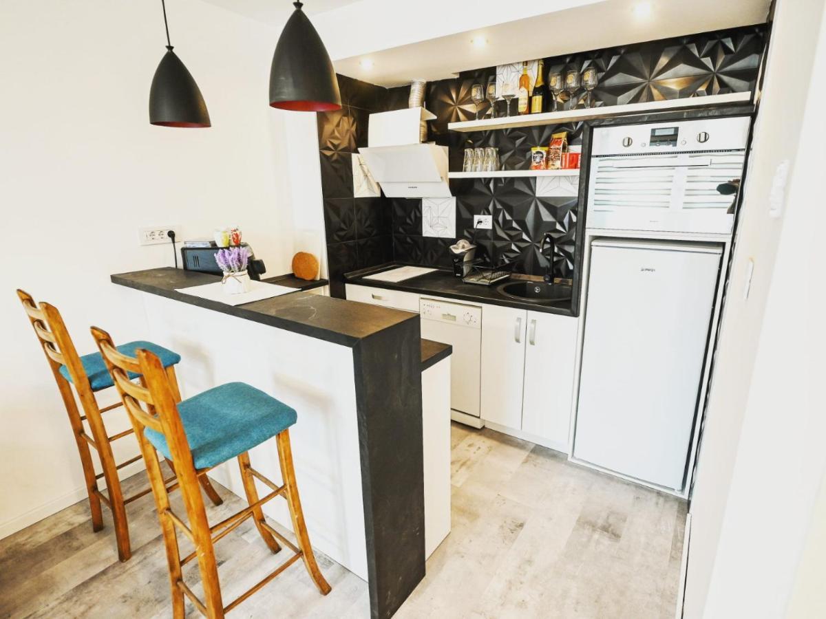 Chill Out Apartment Нови-Сад Экстерьер фото
